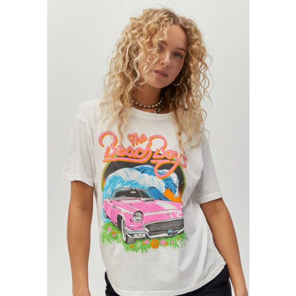 Daydreamer The Beach Boys Surf USA Boyfriend Tee Small White NWOT